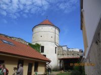Slovensko - obec Modra a hrad Červený Kameň