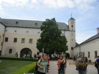 Slovensko - obec Modra a hrad Červený Kameň